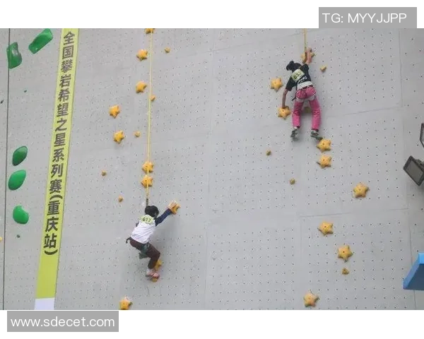 重庆攀岩队在世界攀岩锦标赛中的拼搏历程与荣耀时刻回顾